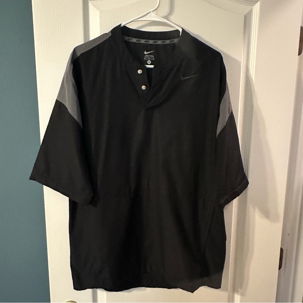 Nike Short Sleeve Pullover